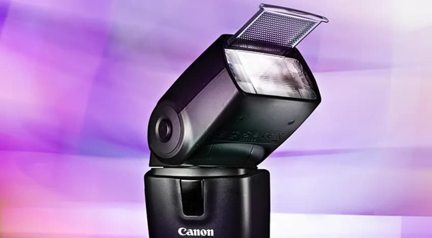 Jak wybrać idealną lampę błyskową do Canona? Porównanie modeli i porady