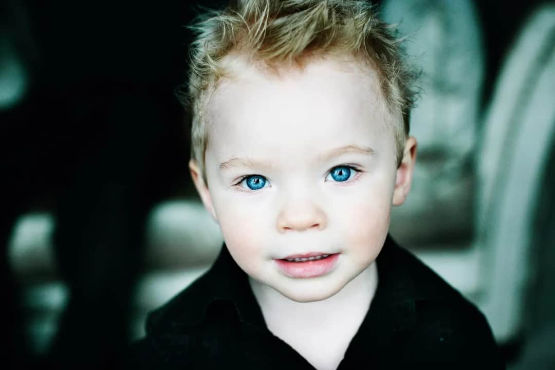 Jak tworzyć fascynujące portrety zdjęciowe: sekrety mistrzów